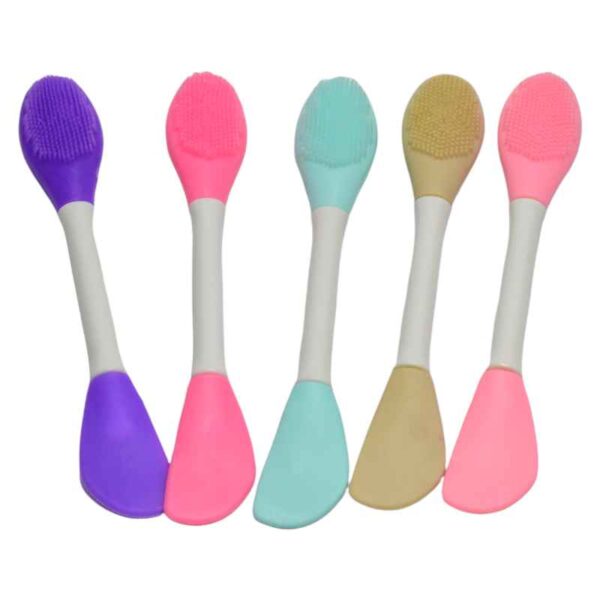 Cepillo de silicona con aplicador facial ovalado empaque plateado