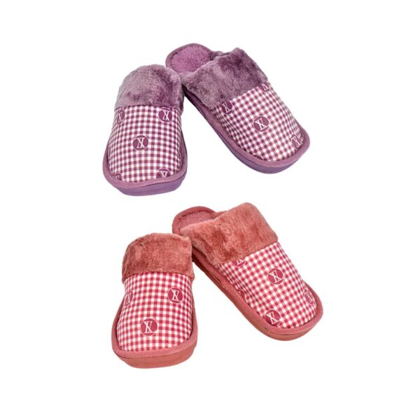 Pantuflas con diseños surtidos y tallas surtidas